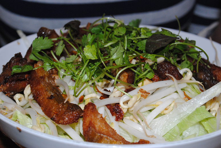 Wietnamskie noodle z kurczakiem