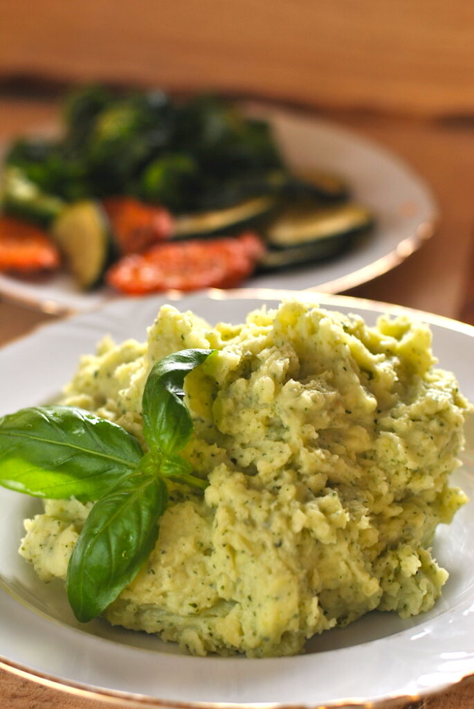puree ziemniaczane z bazylia