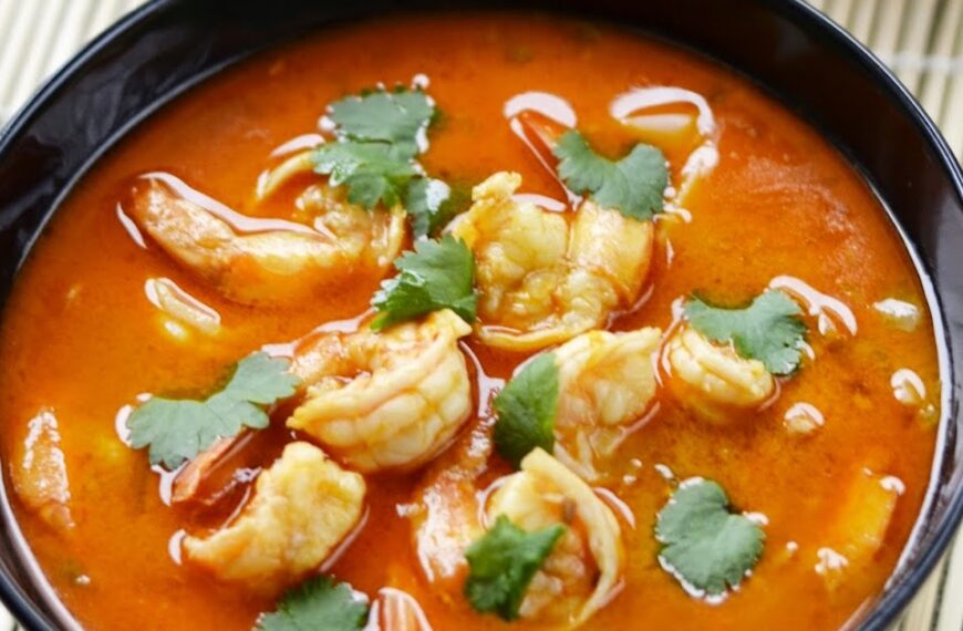tajskie czerwone curry z krewetkami