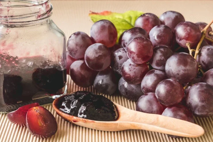 Domowy kisiel z winogron