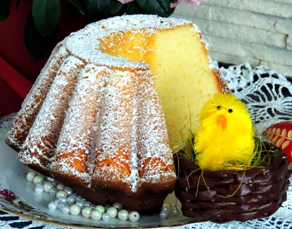 Babka cytrynowa wielkanocna