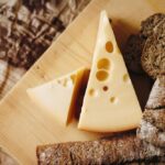 Sekrety przechowywania serów dojrzewających: jak dbać o swoje kulinarne skarby